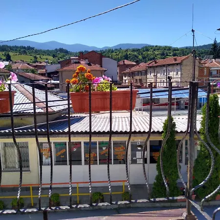 بيت ضيافة - باتاك